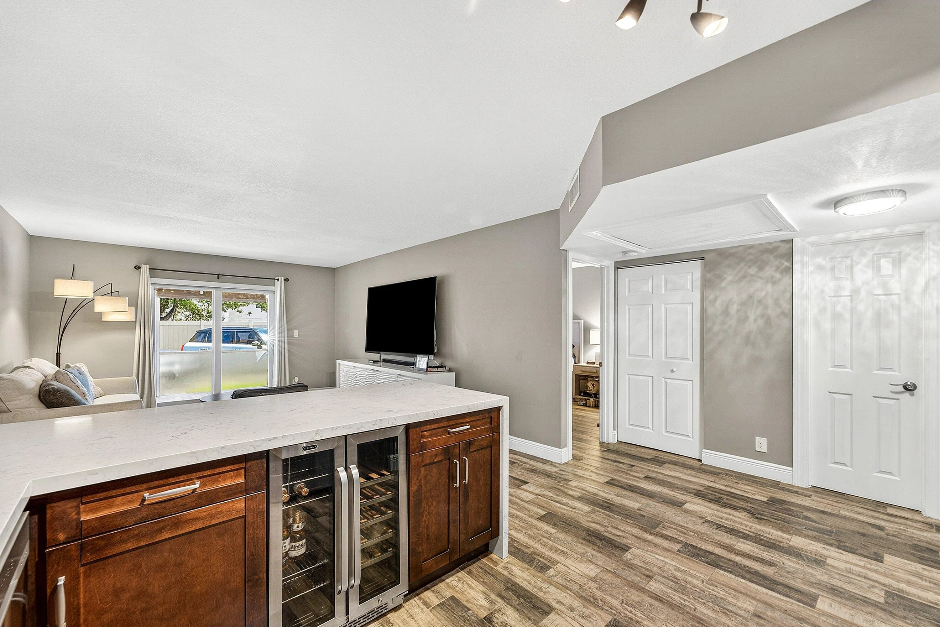 009-101EastMcNabRoad-304-PompanoBeach-FL