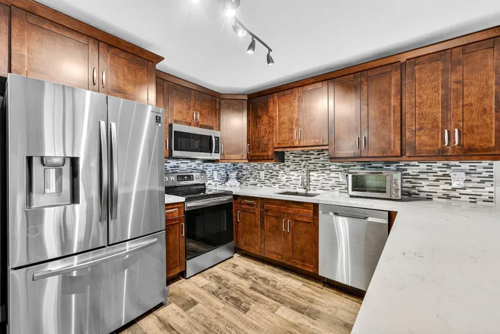 007-101EastMcNabRoad-304-PompanoBeach-FL