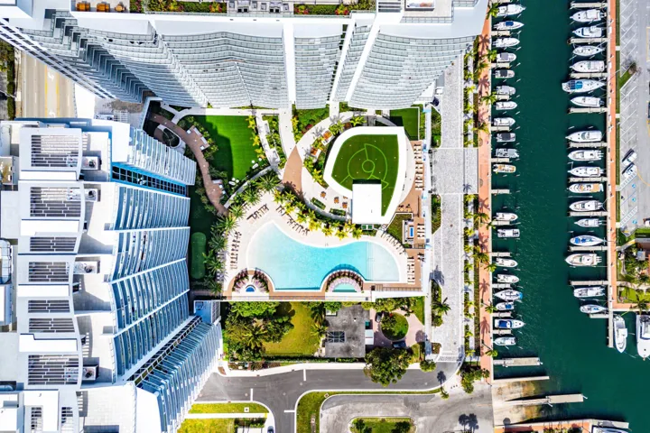 068-220LakeShoreDrive-1508-LakePark-FL-3
