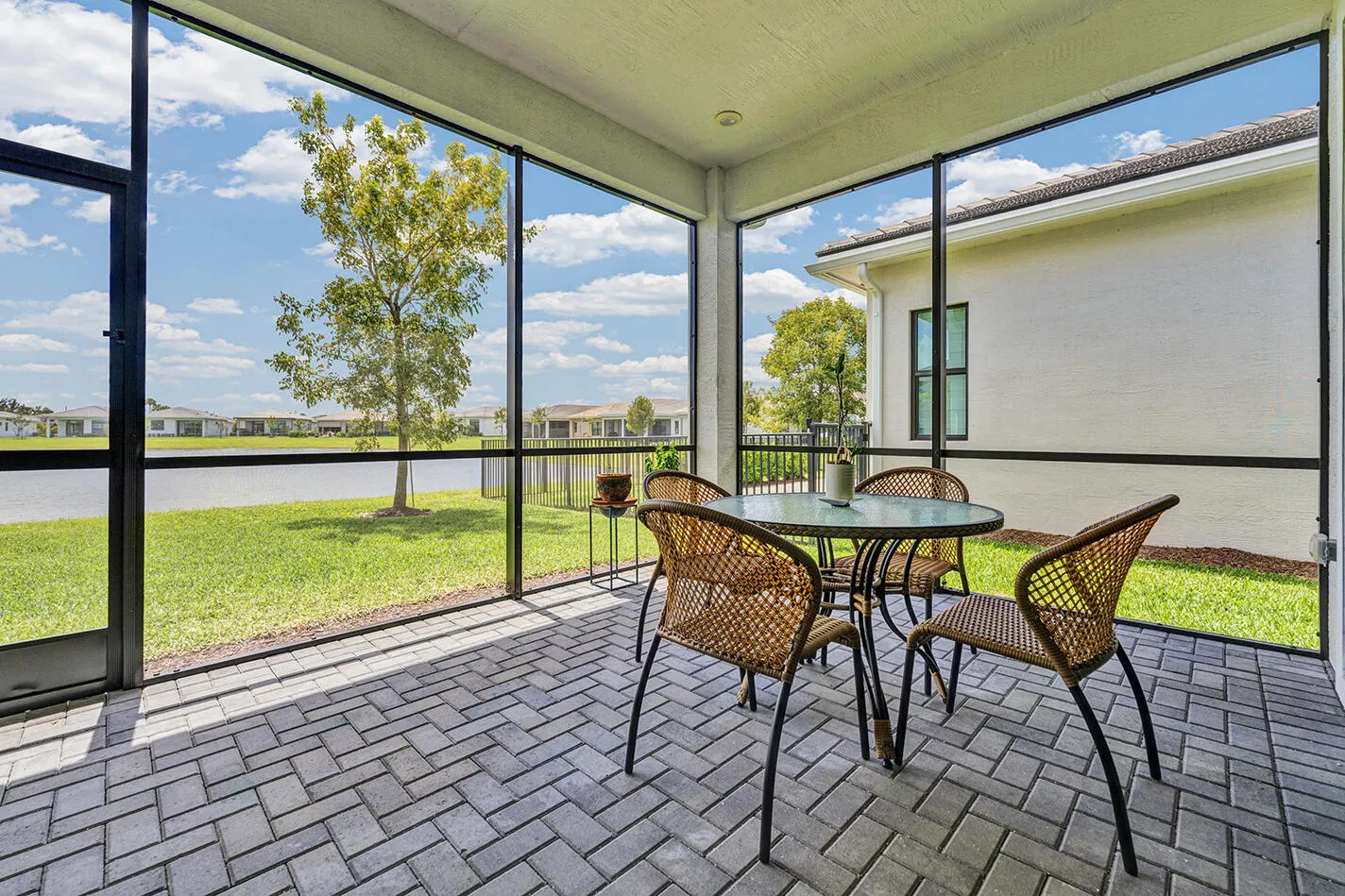 Screened Patio