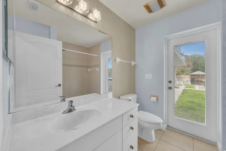 2nd bath/cabana