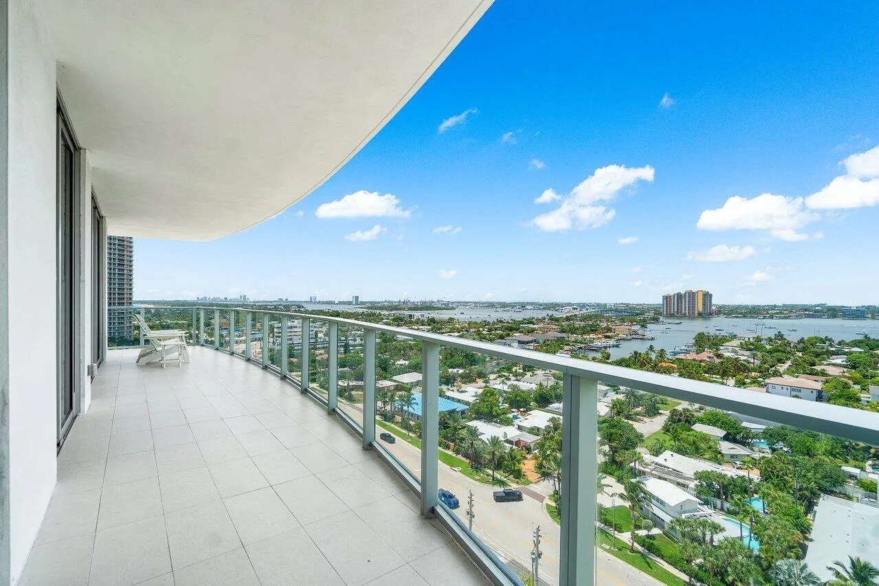 038-3100NorthOceanDrive-1505P-RivieraBea