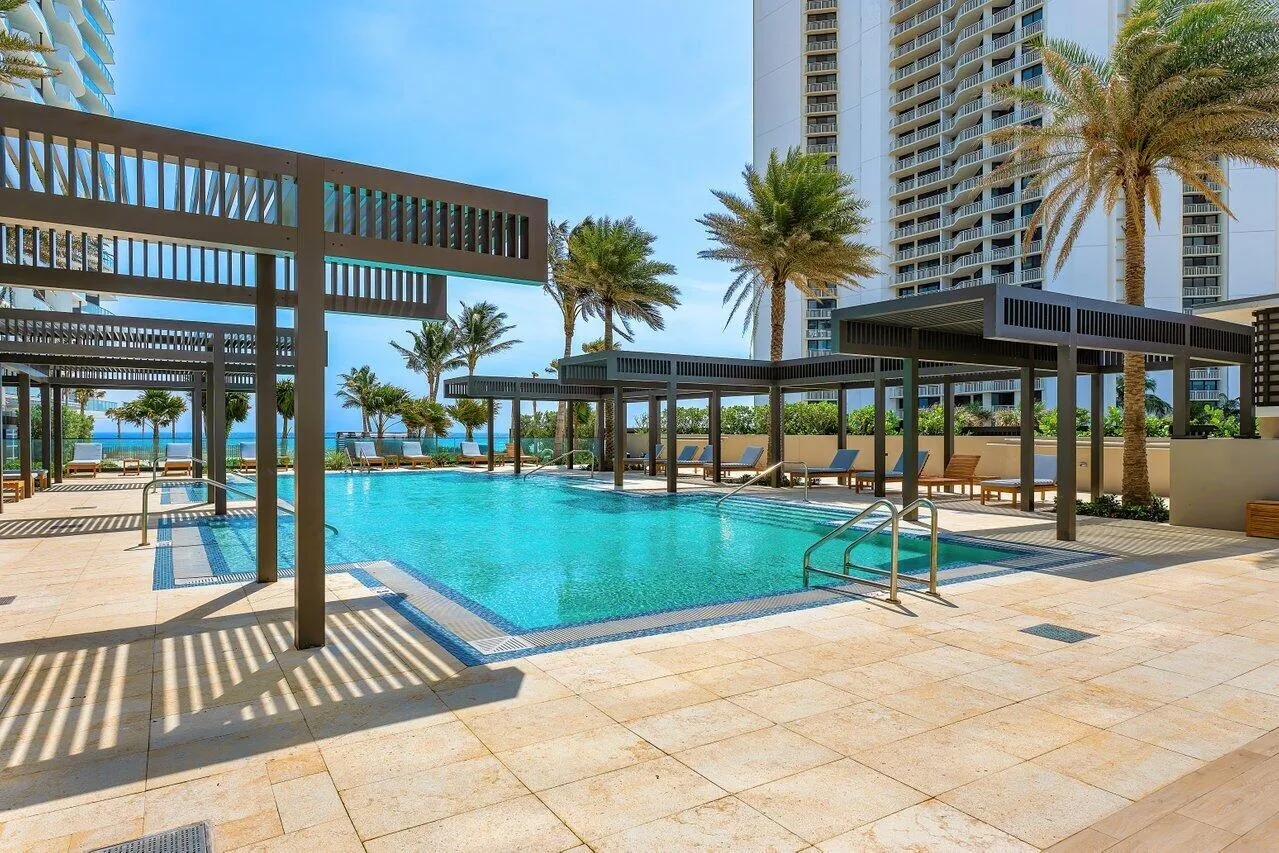 049-3100NorthOceanDrive-1505P-RivieraBea