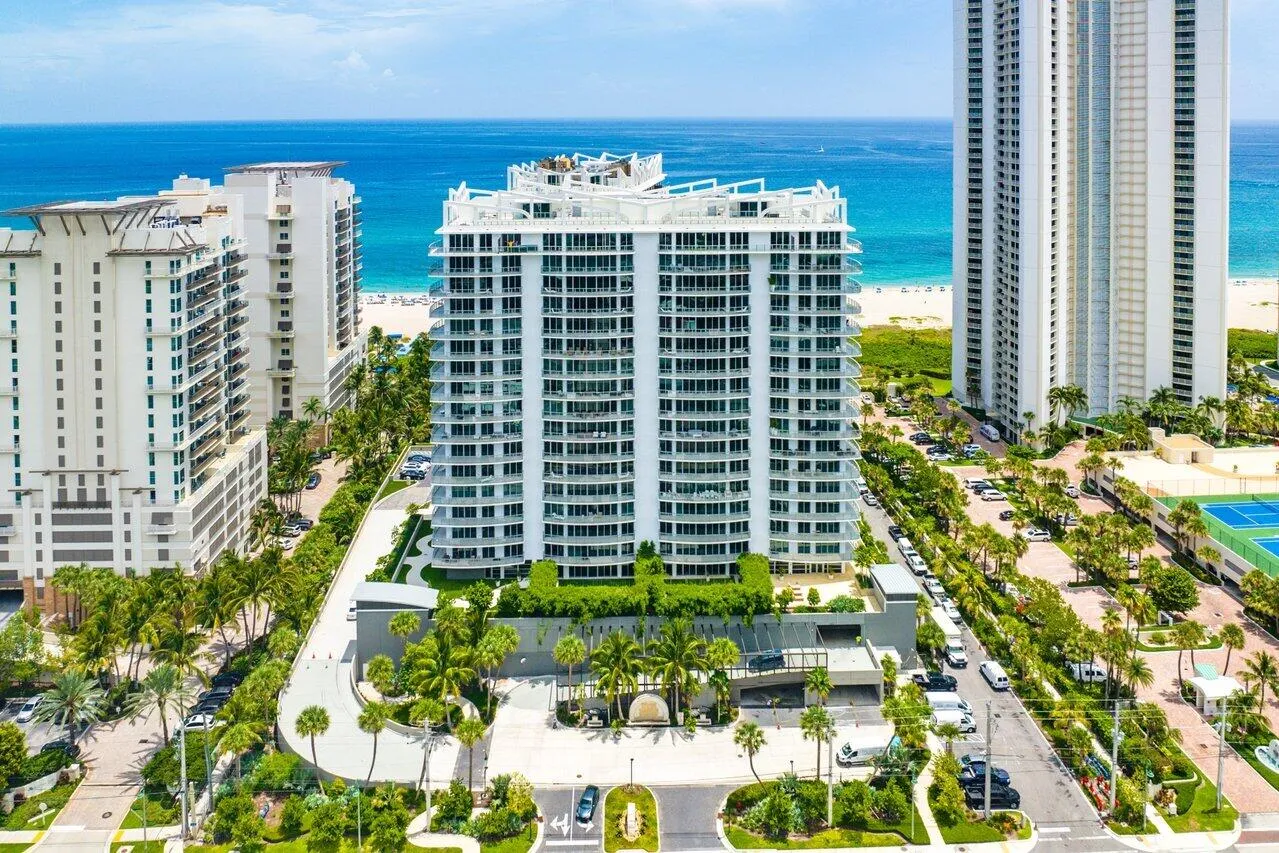 051-3100NorthOceanDrive-1505P-RivieraBea