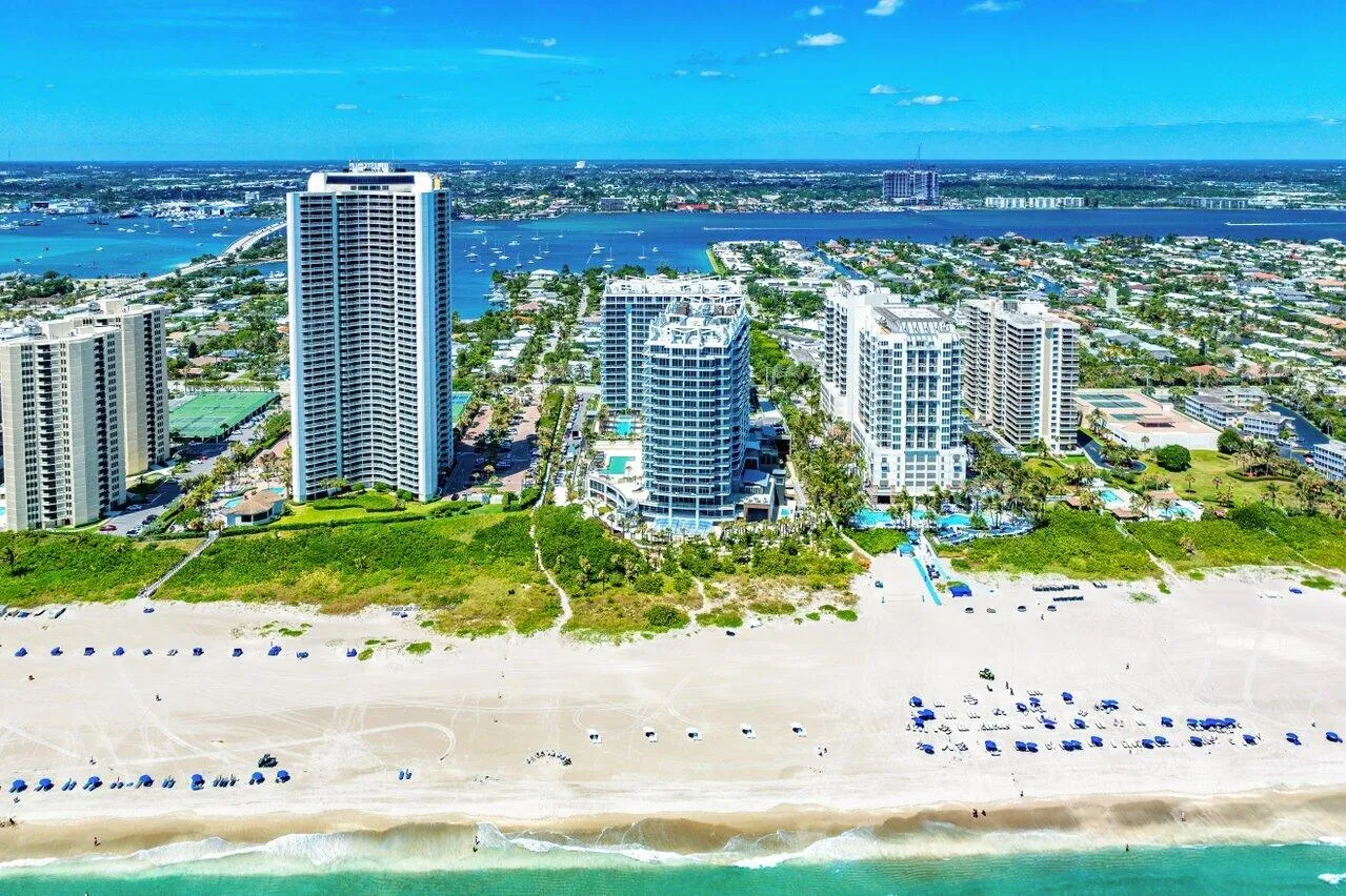 058-3100NorthOceanDrive-1505P-RivieraBea