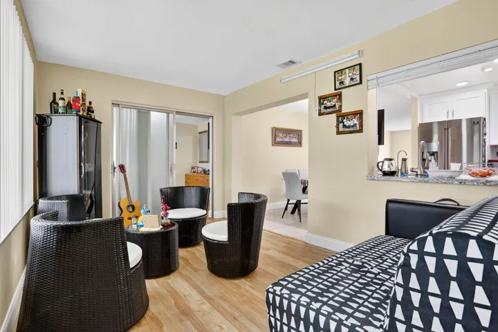 23-web-or-mls-6945-3731