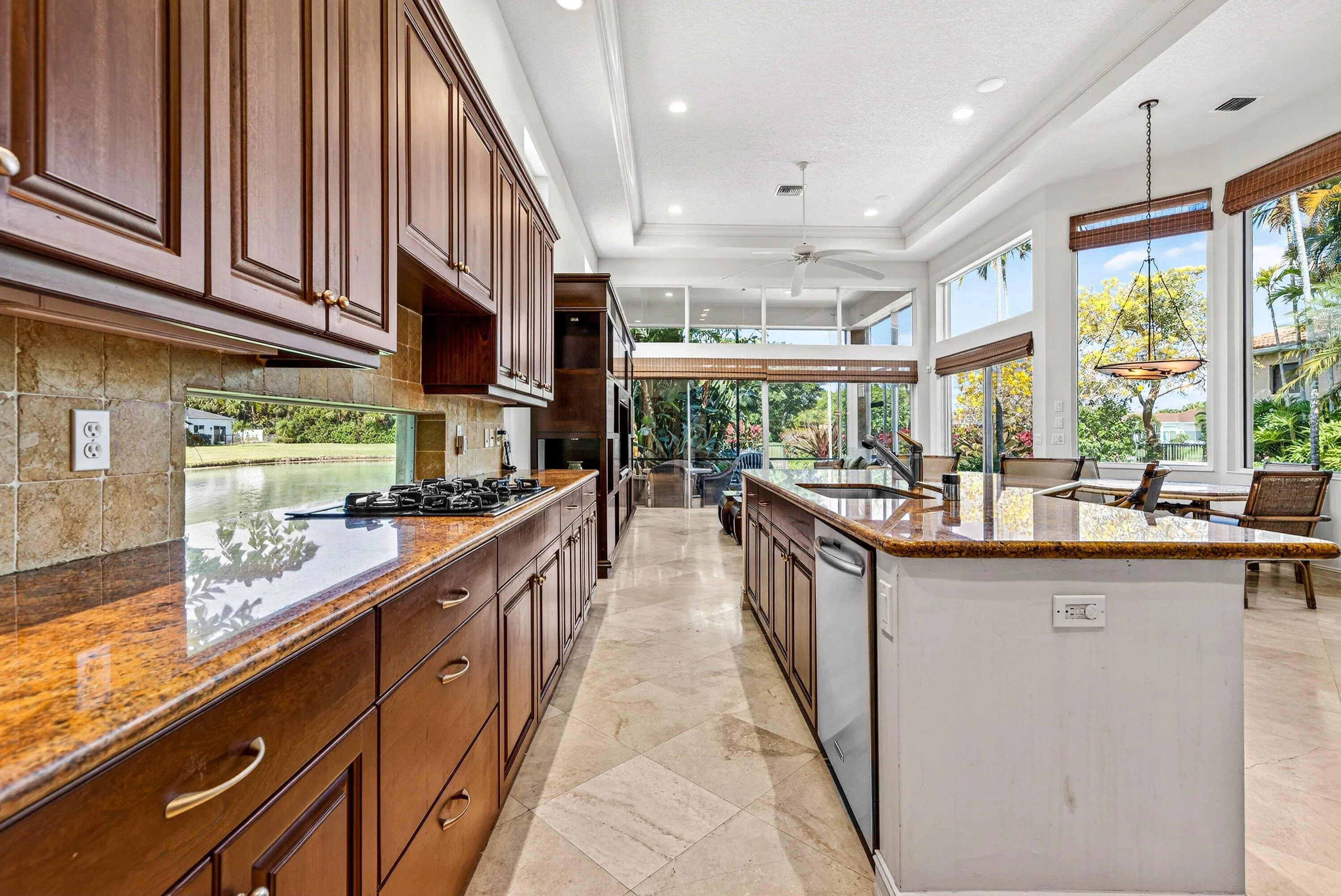 015-123SunestaCoveDrive-PalmBeachGardens
