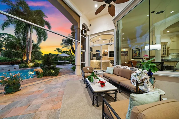 143-8010FairwayLane-WestPalmBeach-FL-334