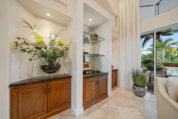 043-8010FairwayLane-WestPalmBeach-FL-334