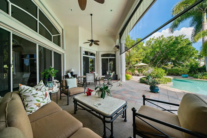 088-8010FairwayLane-WestPalmBeach-FL-334