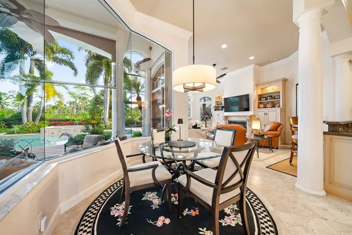 061-8010FairwayLane-WestPalmBeach-FL-334