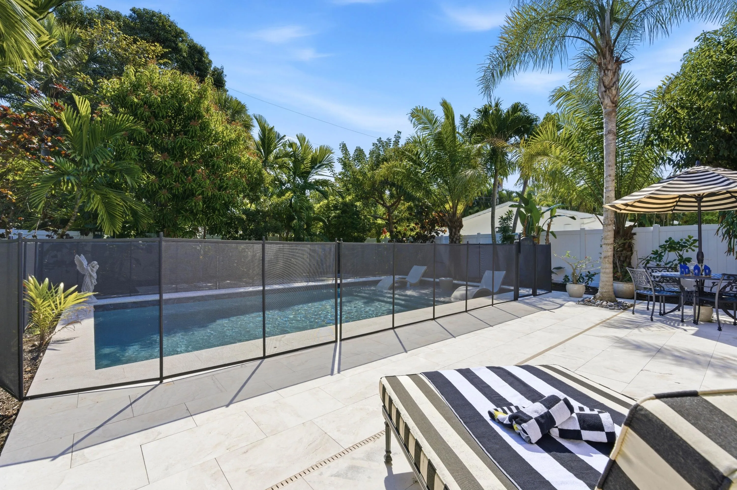 Pool 2