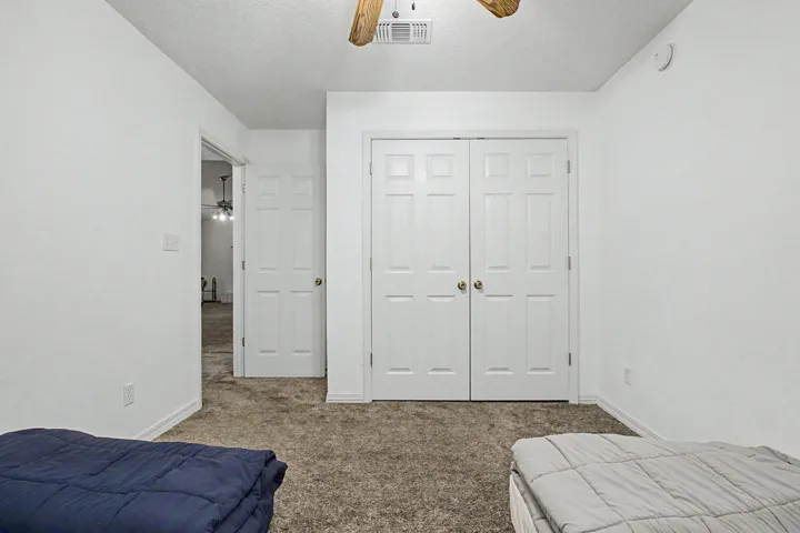 7327 Glidden Lane--11