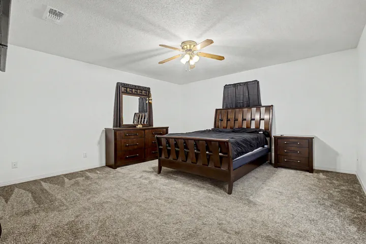 7327 Glidden Lane--23