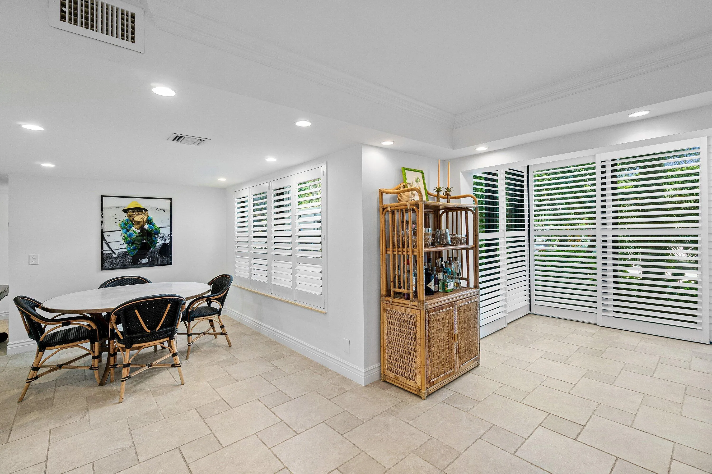 Dining/Kitchen