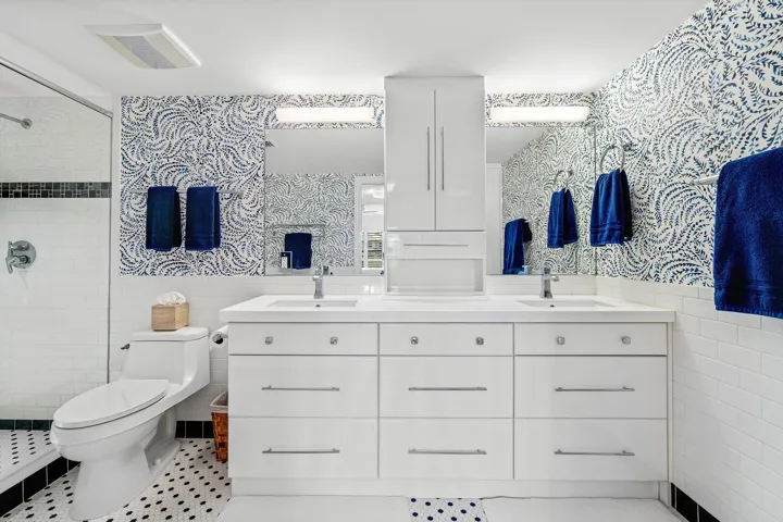 Main Bath