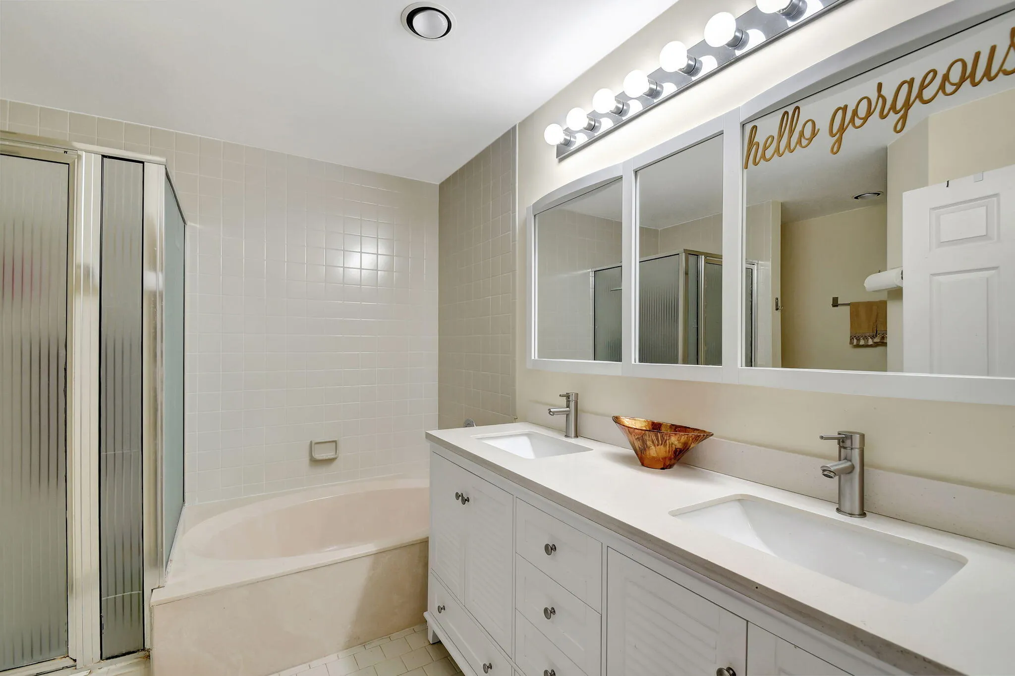 9 MASTER BATH 1