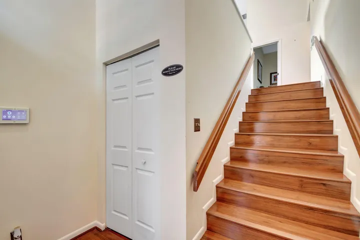 3 FOYER STAIRS