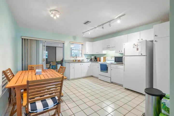 008-11SailfishLane-OceanRidge-FL-33435-S