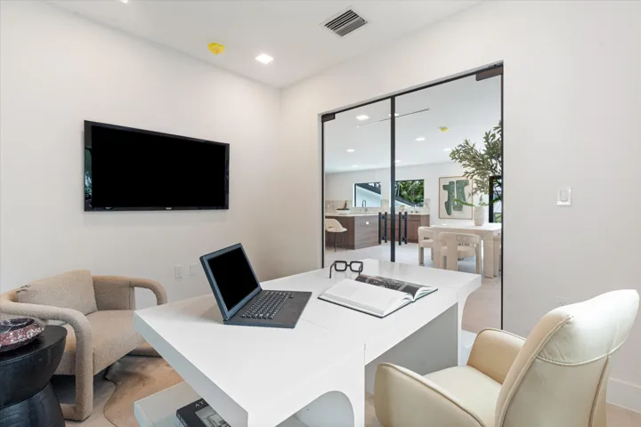 16-1032 SE 13th Terr Ft. Lauderdale, FL-