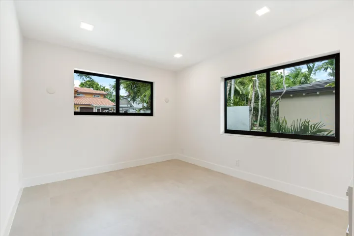 19-1032 SE 13th Terr Ft. Lauderdale, FL-