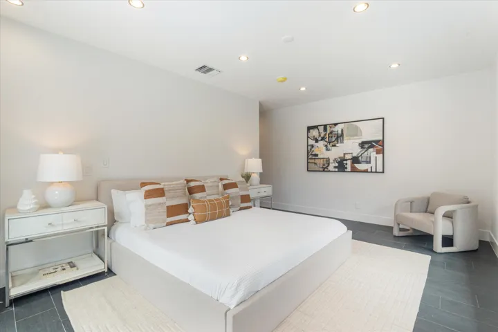 13-1032 SE 13th Terr Ft. Lauderdale, FL-