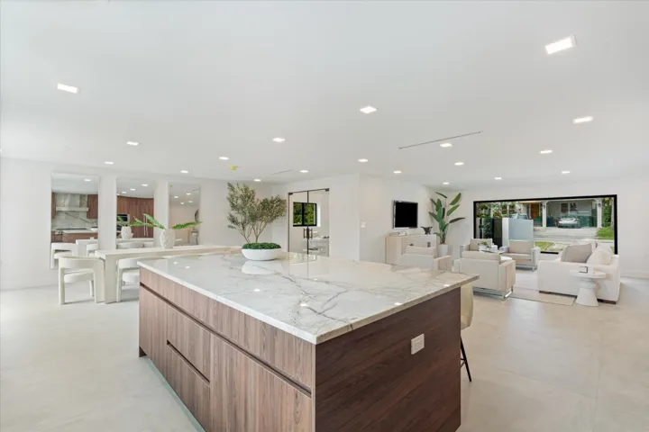 07-1032 SE 13th Terr Ft. Lauderdale, FL-