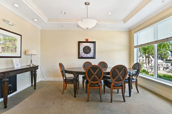 24 meeting room 01
