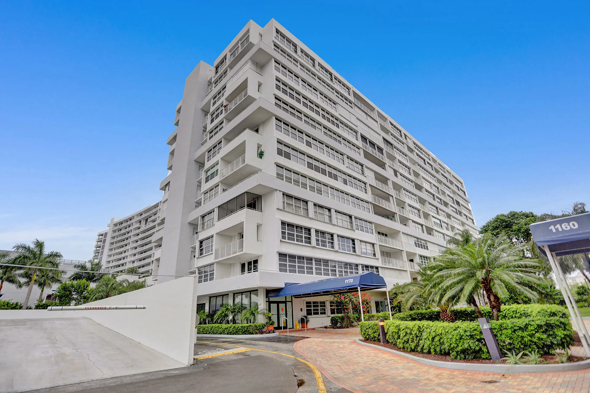 G87A5568 building
