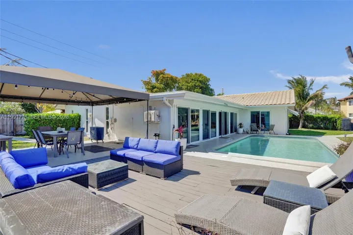 Large Yard for Entertaining