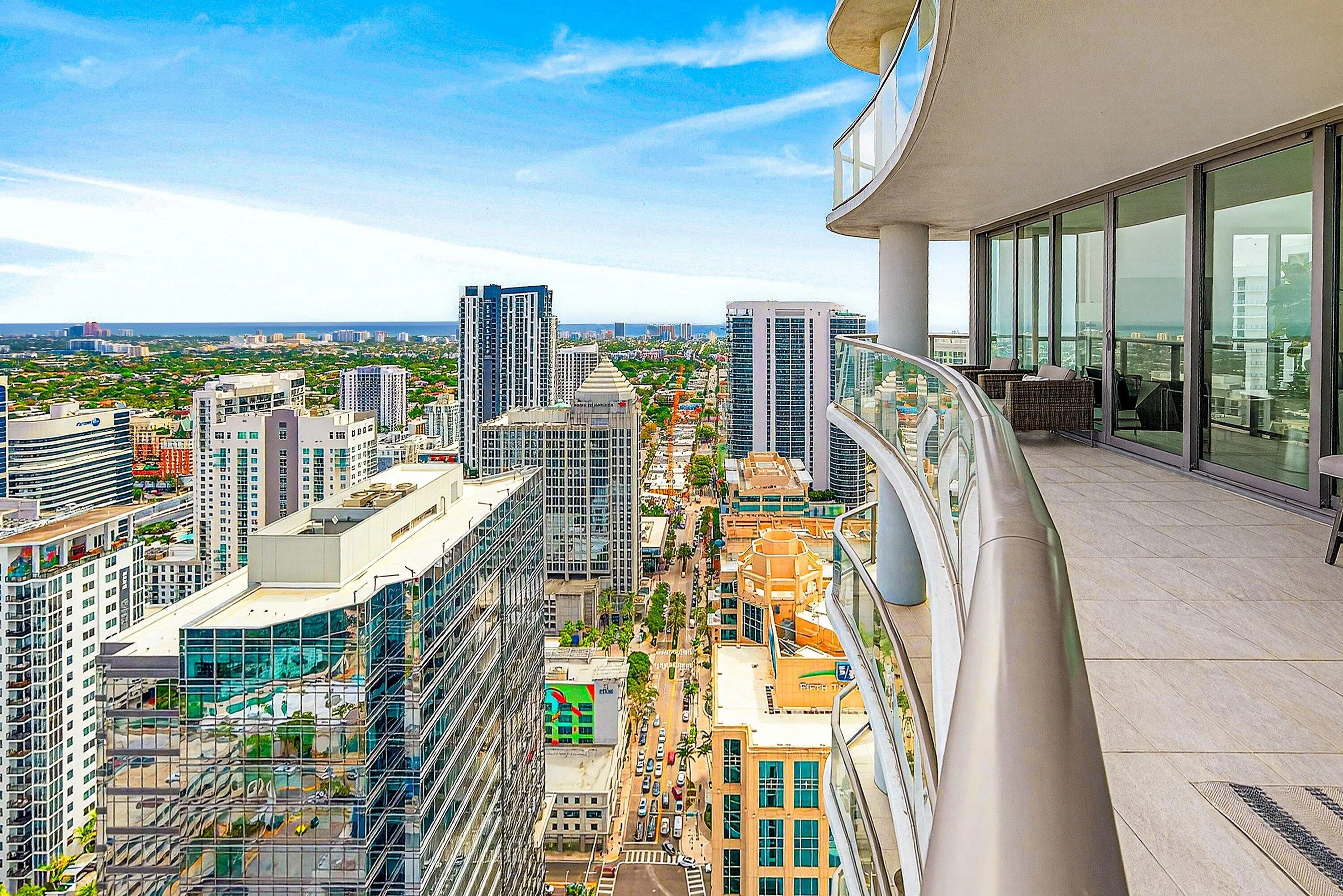 Views of Las Olas Blvd