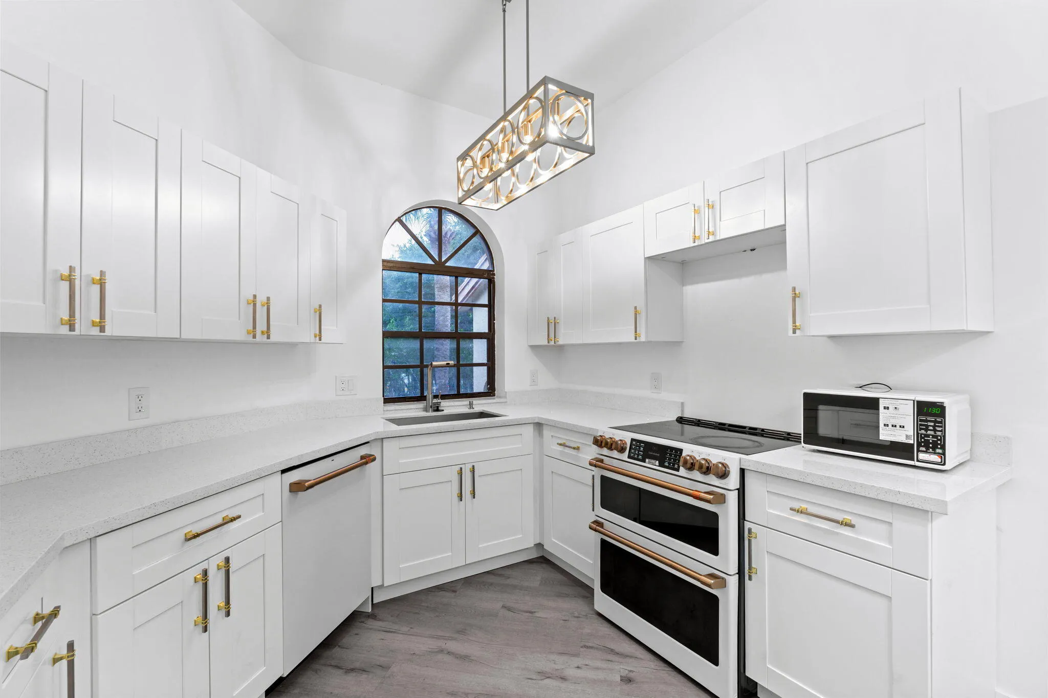 11-web-or-mls-A7400969