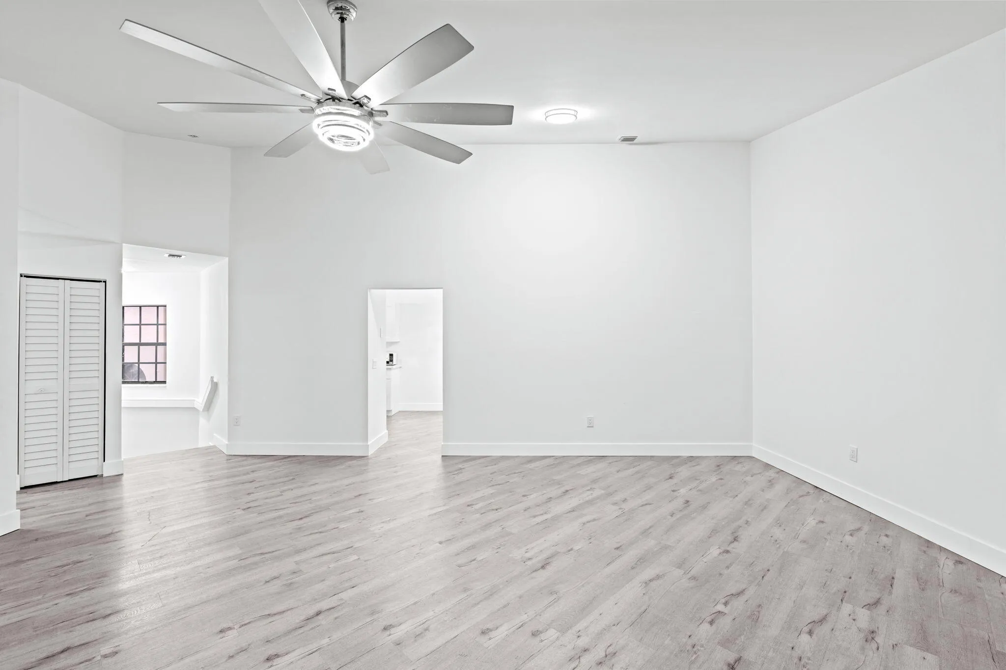 5-web-or-mls-A7400954