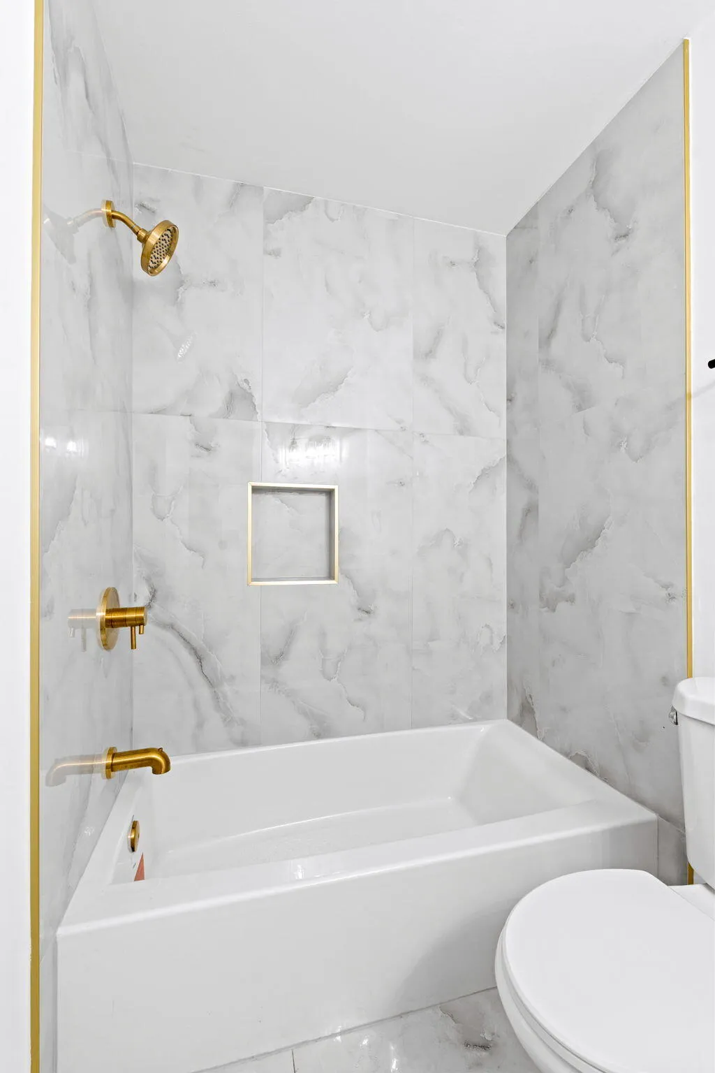 18-web-or-mls-A7400990