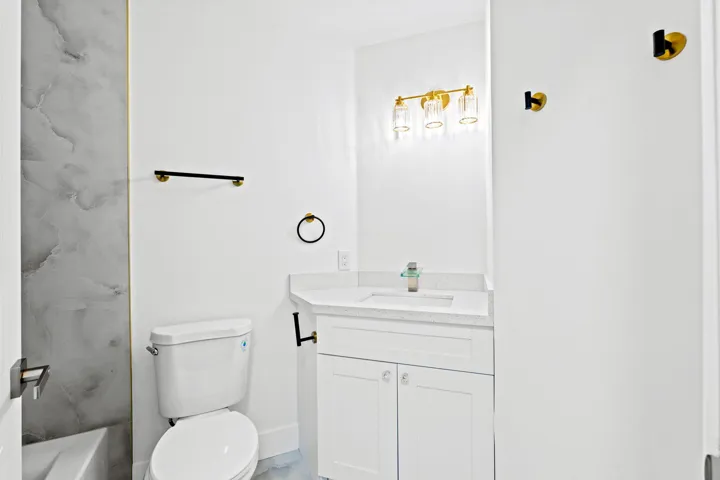 17-web-or-mls-A7400987