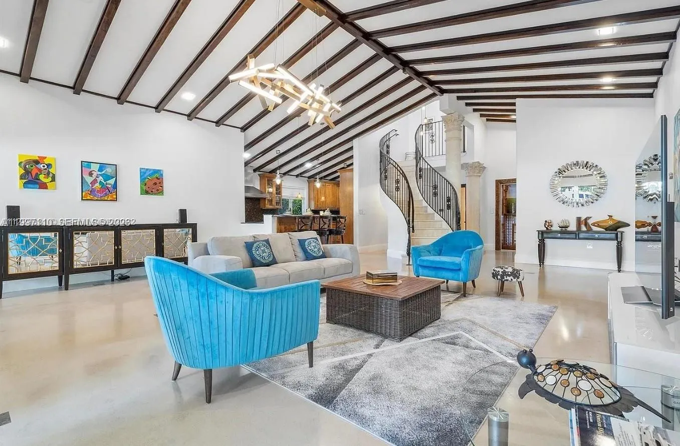 Property photo 35