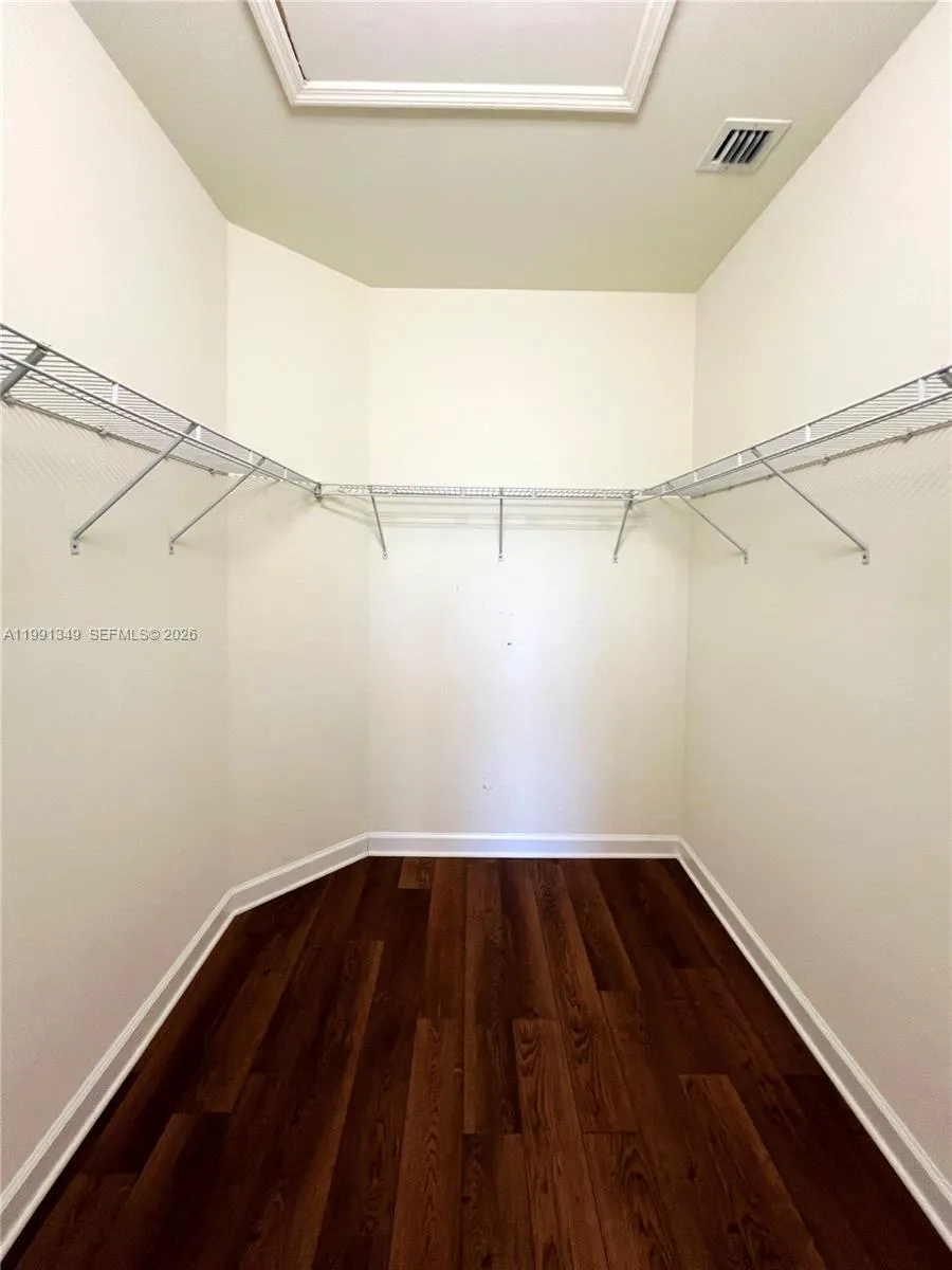 Property photo 50
