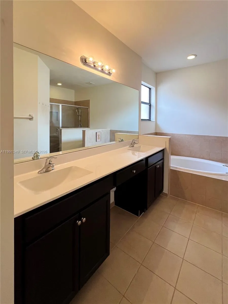 Property photo 52