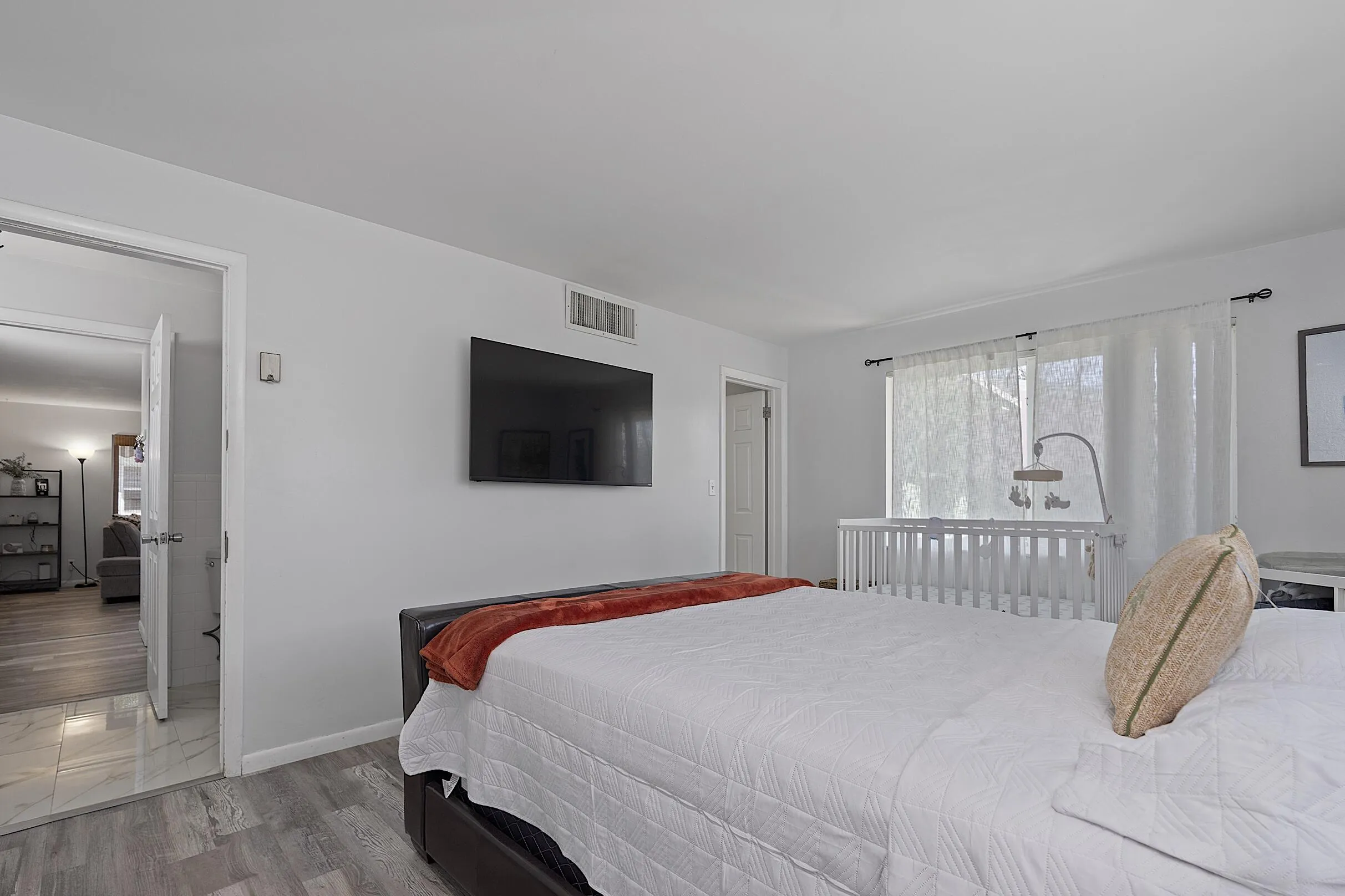 1002 S k St - 200