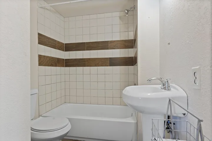 1002 S k St - 217