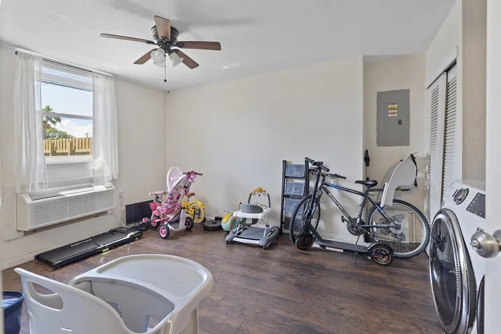 1002 S k St - 218