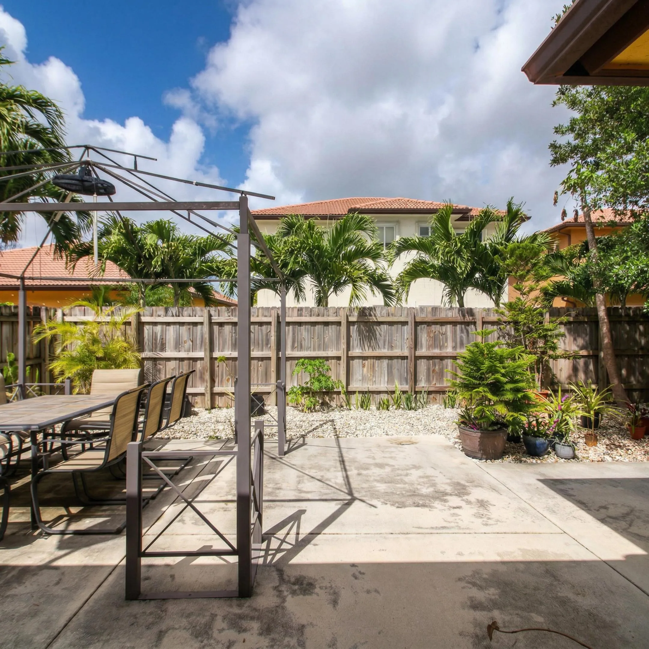 Property photo 44