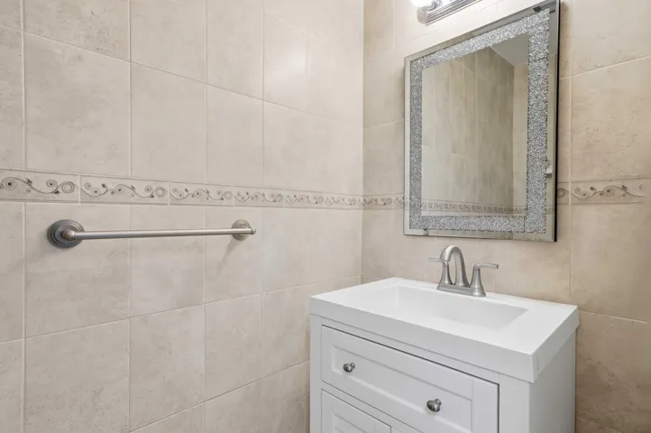 Main Floor Half Bath