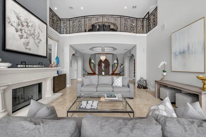 17-web-or-mls-699A3341