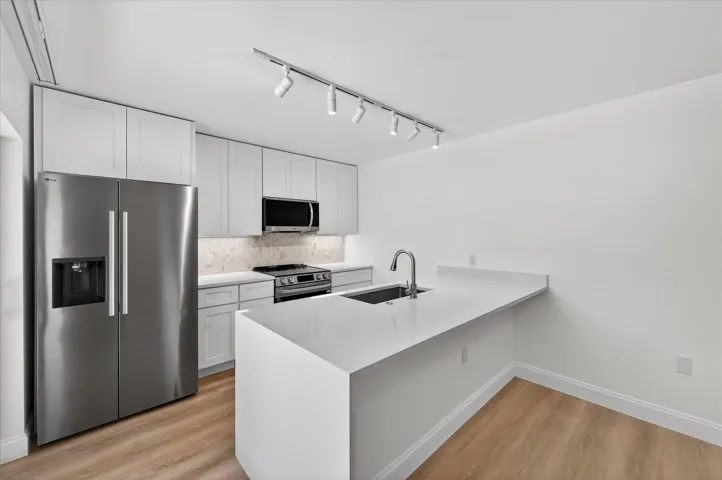 13-1617-16th-Way-West-Palm-Beach-FL-3340