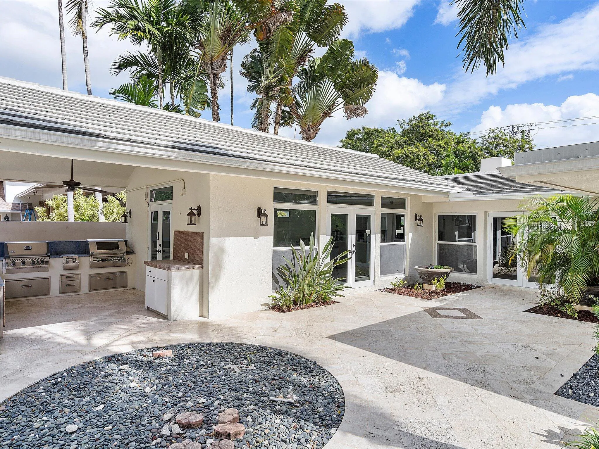 39-411 Poinciana Dr_039