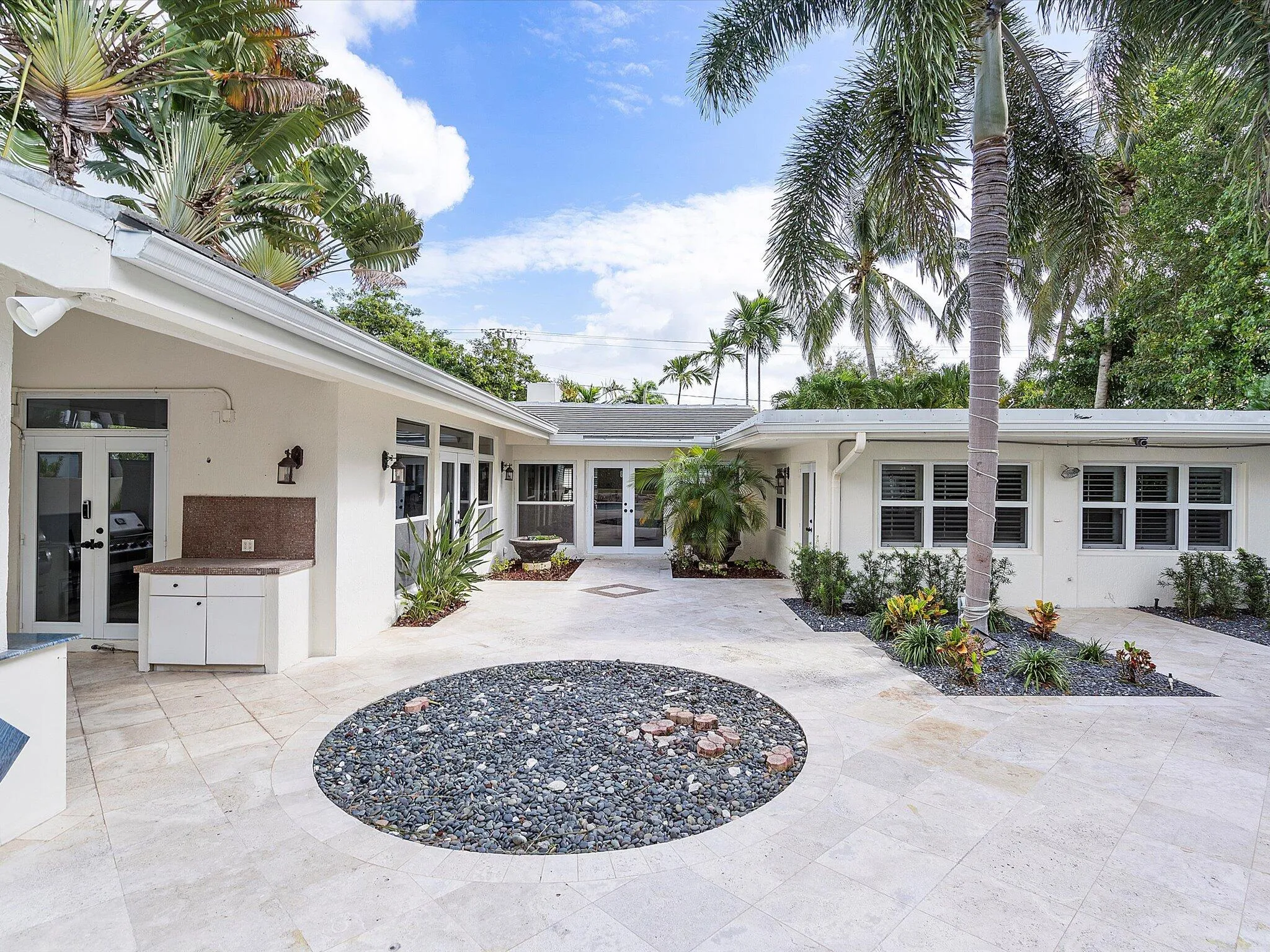 37-411 Poinciana Dr_037