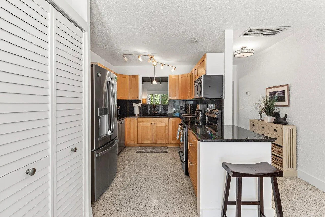 015-340Northeast7thAvenue-DelrayBeach-FL