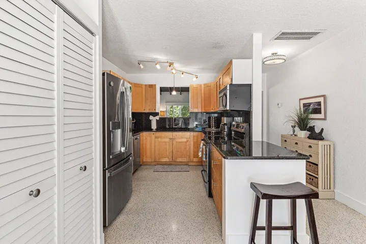 015-340Northeast7thAvenue-DelrayBeach-FL