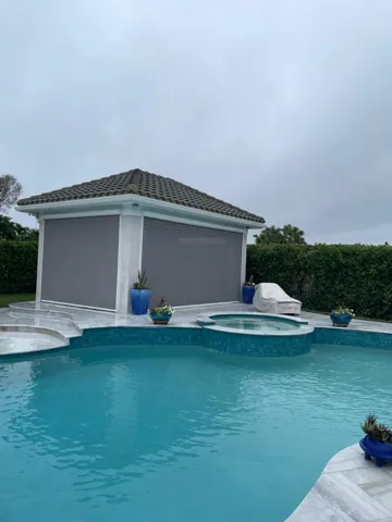 Retractable screens - see also video